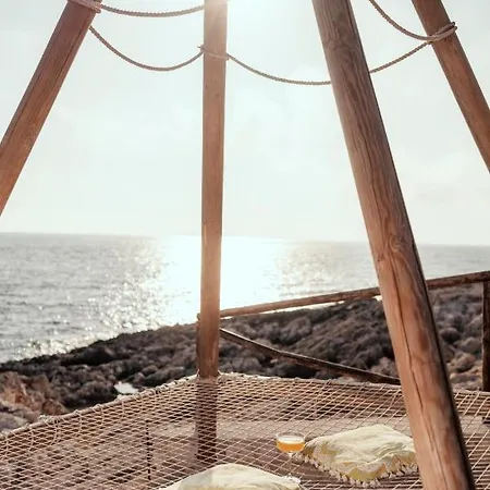 Roxa Lägenhet Agios Leon